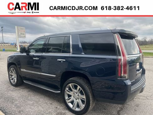 Used 2020 Cadillac Escalade Luxury AWD/4WD image 4