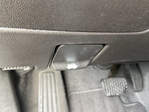 Used 2024 Chevrolet Malibu LT image 44