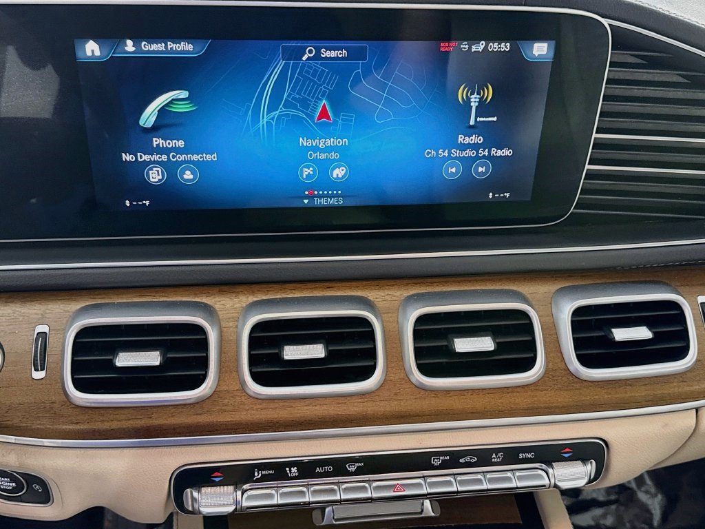 Used 2023 Mercedes-Benz GLS 450 4MATIC image 13