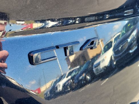 Used 2024 Cadillac CT4 V w/ Navigation Package image 8