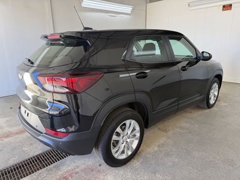 Used 2022 Chevrolet TrailBlazer LS image 6