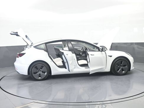 Used 2021 Tesla Model 3 Standard Range Plus RWD image 68