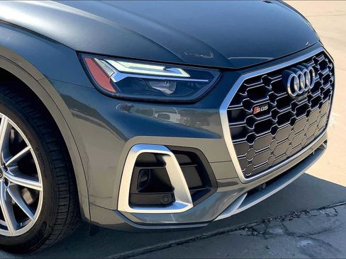 Used 2023 Audi SQ5 Premium Plus w/ Premium Plus Package image 39