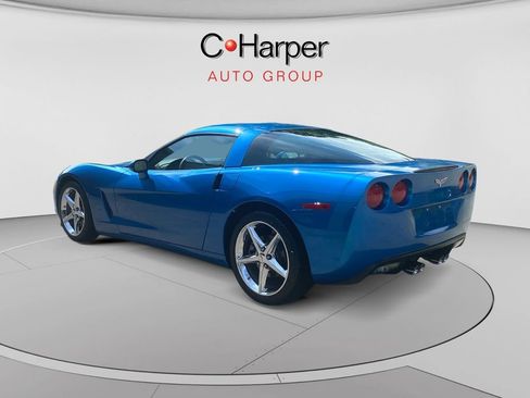 Used 2011 Chevrolet Corvette Coupe w/ 1LT RWD image 5