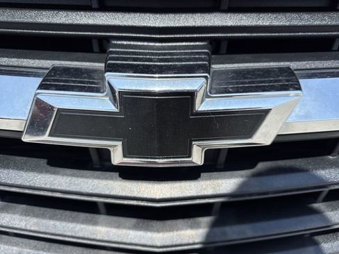 Used 2019 Chevrolet Blazer LT FWD image 30