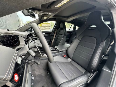 Used 2025 Porsche Panamera Turbo AWD/4WD image 5