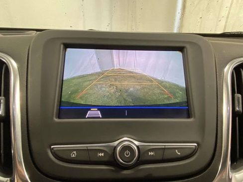 Used 2021 Chevrolet Equinox LT image 15