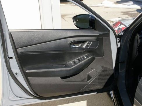 Used 2023 Honda Accord Sport image 12