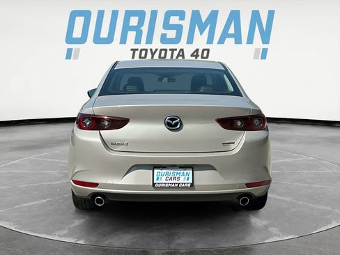 Used 2023 MAZDA MAZDA3 s FWD image 6