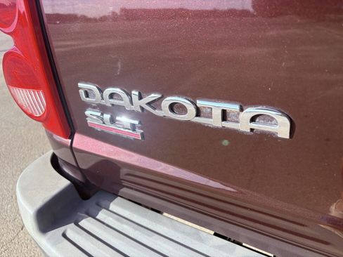 Used 2005 Dodge Dakota SLT w/ Trailer Tow Group RWD image 21