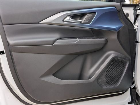 New 2026 Chevrolet Equinox EV LT FWD image 7