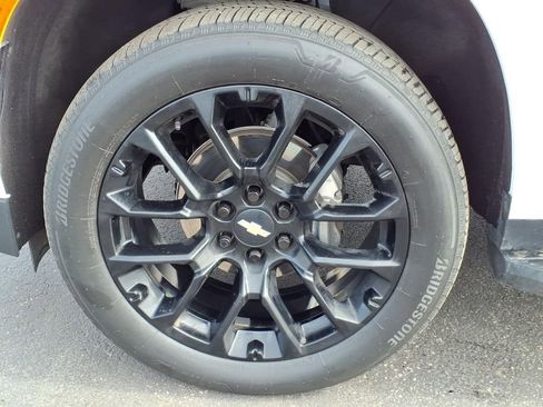 Used 2023 Chevrolet Tahoe LT w/ LT Signature Package image 31