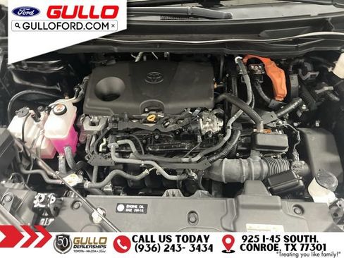 Used 2024 Toyota Sienna XLE Woodland Edition AWD/4WD image 31