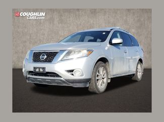 Used 2014 Nissan Pathfinder SV w/ Cargo Package 360° Tour