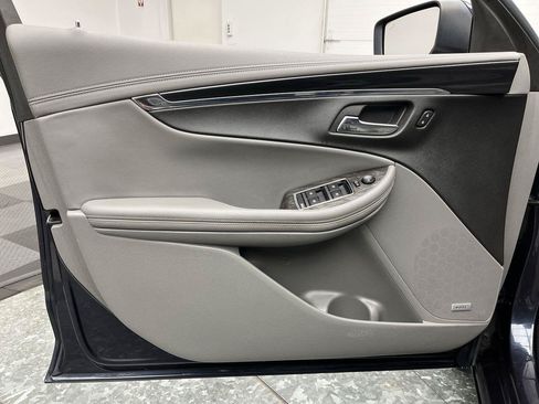 Used 2014 Chevrolet Impala LT FWD image 6