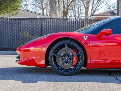 Used 2010 Ferrari 458 Italia Coupe image 21