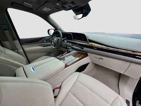 Used 2023 Cadillac Escalade Sport Platinum w/ LPO, ONYX Package AWD/4WD image 36