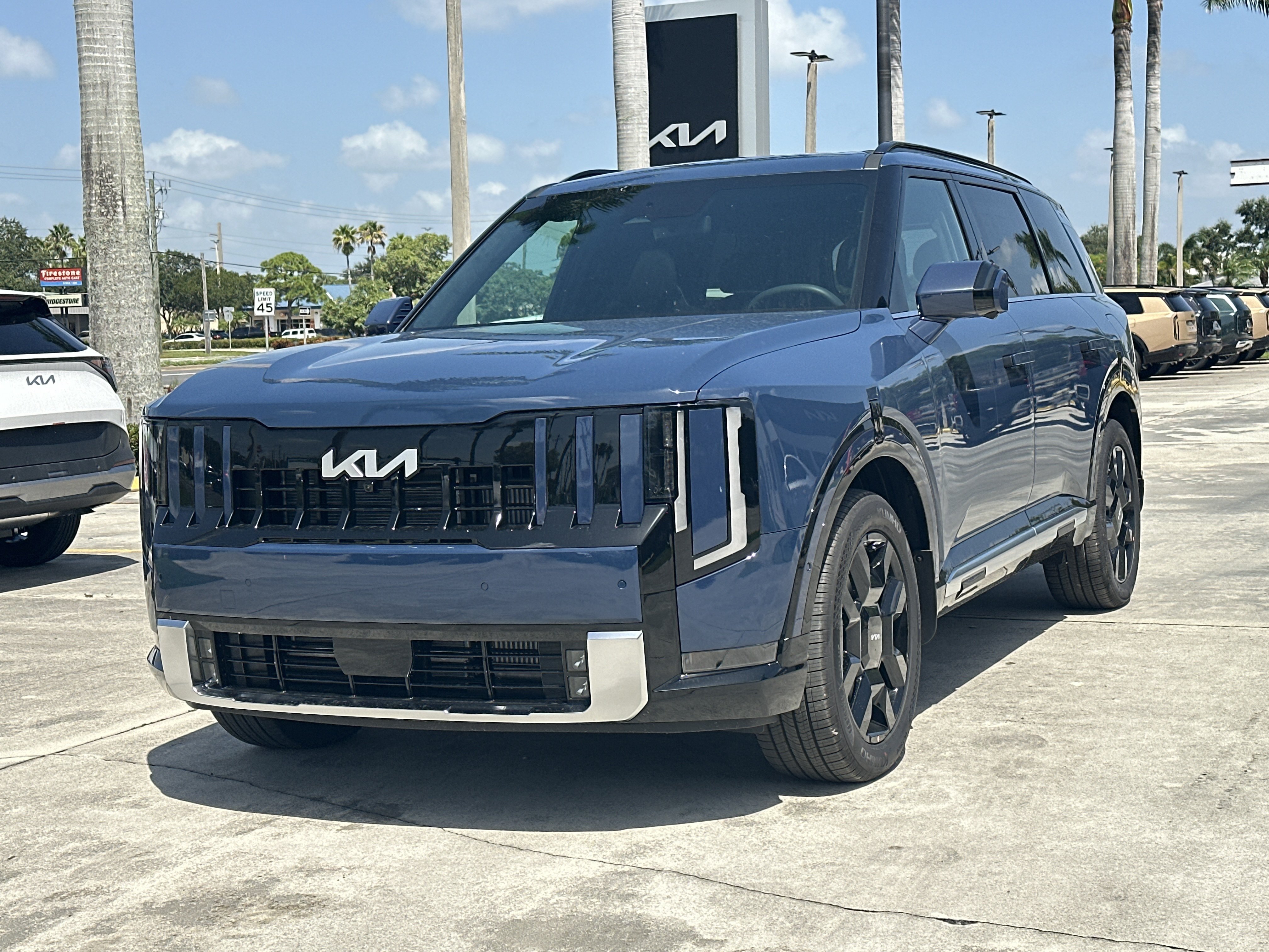 New 2027 Kia Telluride SX Prestige w/ Towing Package AWD/4WD image 2