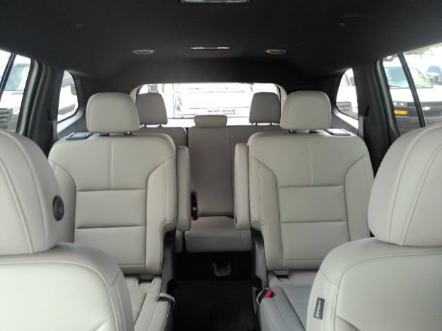 Used 2026 GMC Acadia Elevation w/ Elevation Premium Package FWD image 21