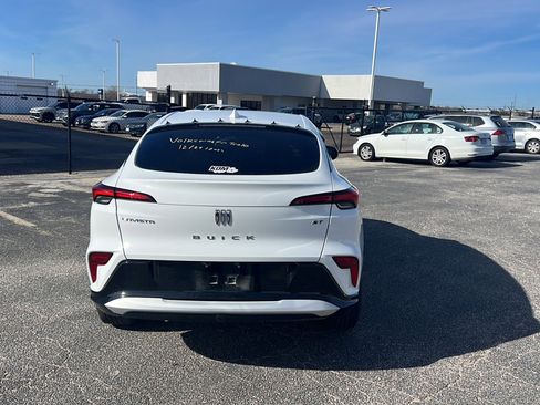 Used 2024 Buick Envista Sport Touring w/ Convenience II Package image 5