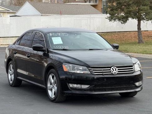 Used 2015 Volkswagen Passat 1.8T Limited Edition image 2