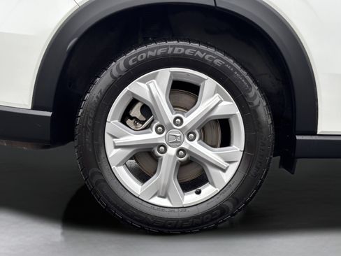 Certified 2023 Honda HR-V LX image 9