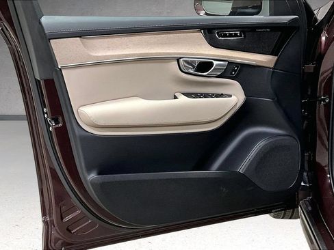 Certified 2026 Volvo XC90 B5 Plus w/ Protection Package Premier AWD/4WD image 19