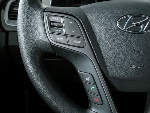 Used 2019 Hyundai Santa Fe XL SE FWD image 10