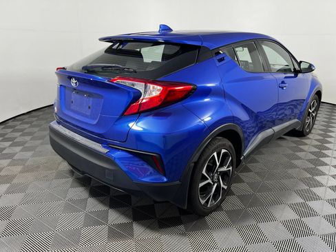Used 2021 Toyota C-HR XLE FWD image 5