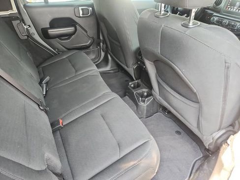 Used 2021 Jeep Wrangler Unlimited Sport AWD/4WD image 18