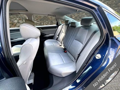 Used 2019 Honda Accord EX image 19