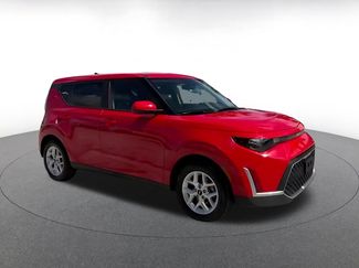 Used 2025 Kia Soul LX w/ LX Technology Package FWD video 2