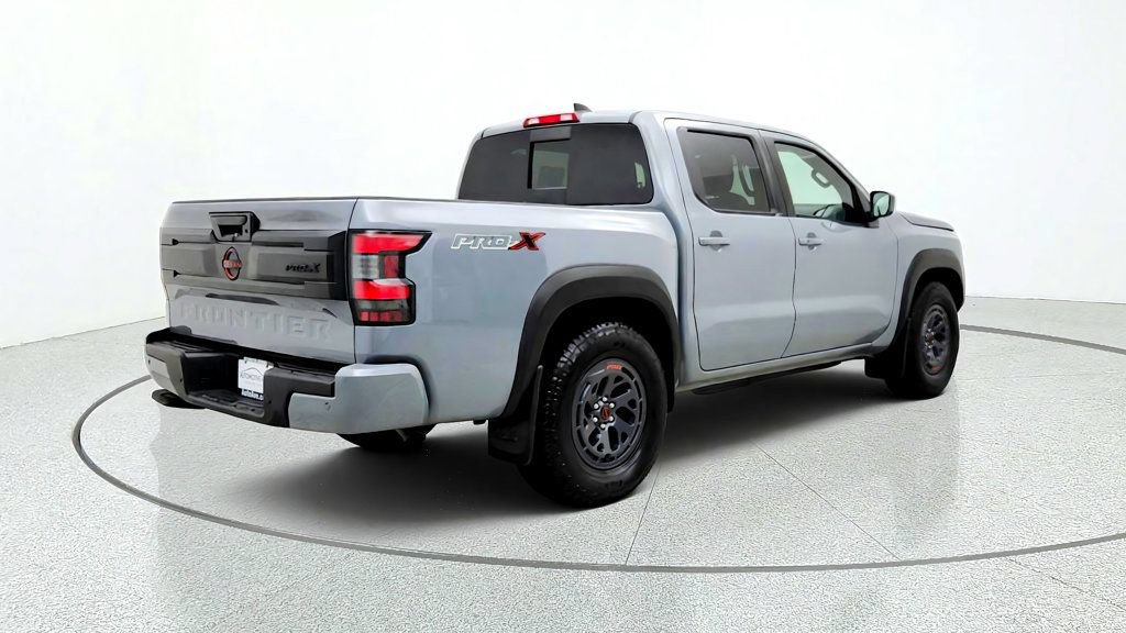 Used 2025 Nissan Frontier Pro-X RWD image 5