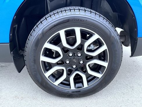 Used 2022 Ford Maverick Lariat w/ Equipment Group 500A Standard image 25