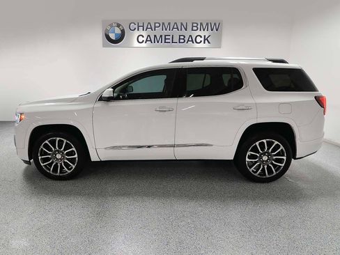 Used 2020 GMC Acadia Denali w/ Technology Package image 3