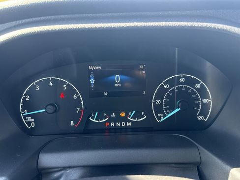 Used 2020 Ford Transit 150 XL image 10