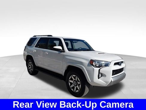 Used 2019 Toyota 4Runner TRD Off-Road image 32