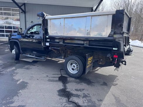 Used 2022 Chevrolet Silverado 3500 W/T w/ WT Convenience Package image 2