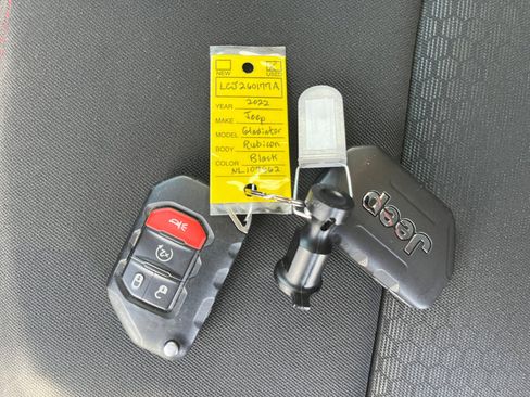 Used 2022 Jeep Gladiator Rubicon w/ LED Lighting Group AWD/4WD image 29
