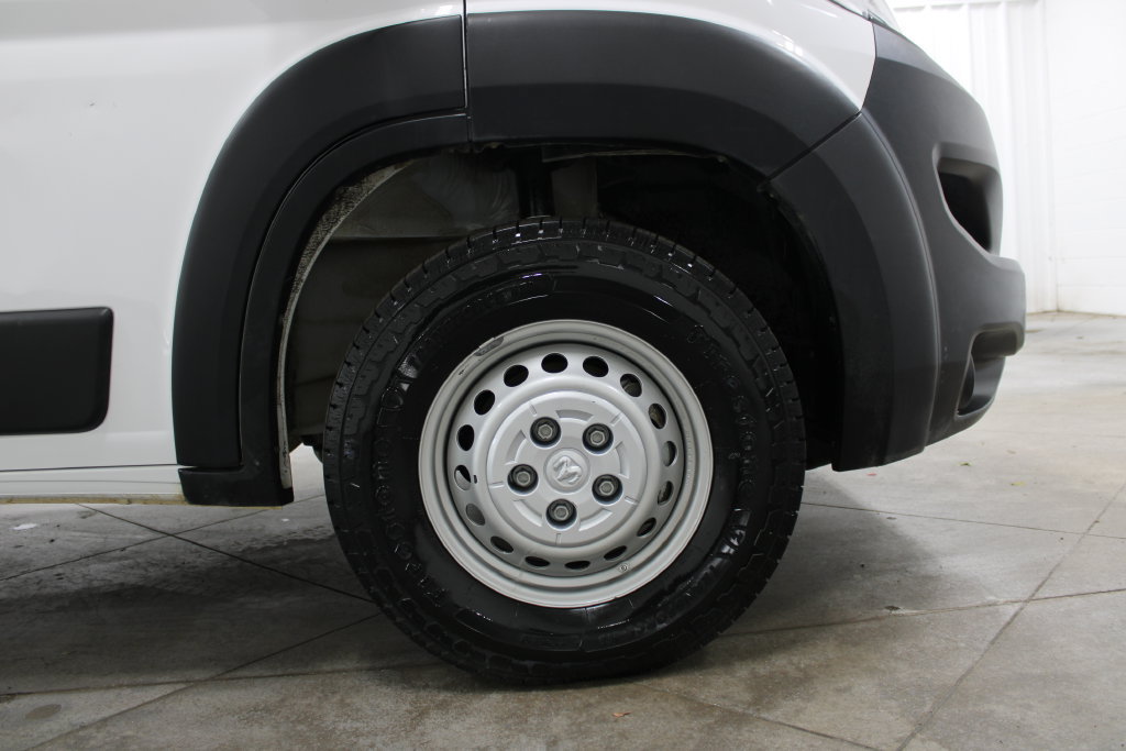 Used 2025 RAM ProMaster 2500 w/ Convenience Group FWD image 53