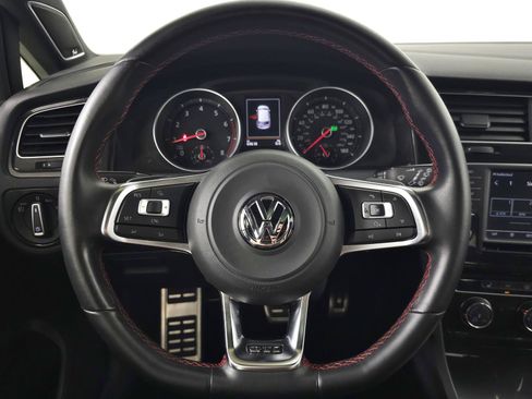 Used 2016 Volkswagen GTI SE FWD image 16