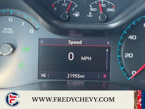 Used 2022 Chevrolet Colorado Z71 AWD/4WD image 11