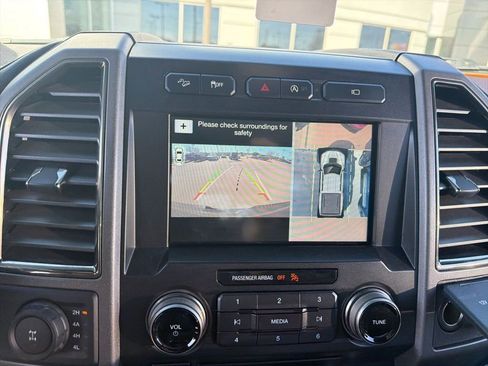 Used 2017 Ford F150 Raptor w/ Equipment Group 802A Luxury image 11