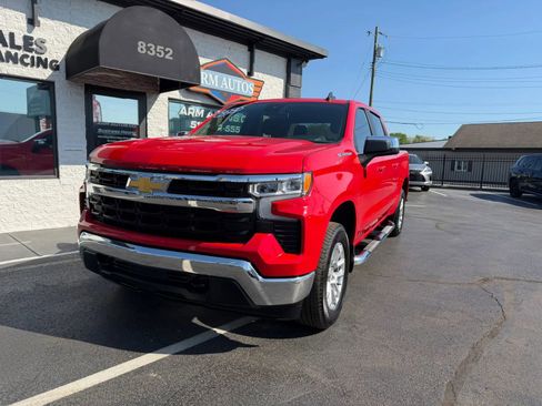 Used 2024 Chevrolet Silverado 1500 LT w/ Protection Package AWD/4WD image 2