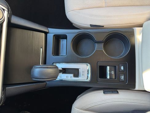 Used 2019 Subaru Outback 2.5i Premium image 22