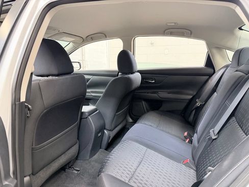 Used 2017 Nissan Altima 2.5 S w/ Power Driver Seat Package FWD image 20