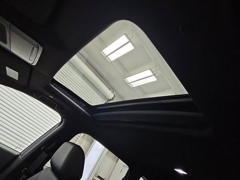 Used 2025 Honda CR-V Sport-L image 29