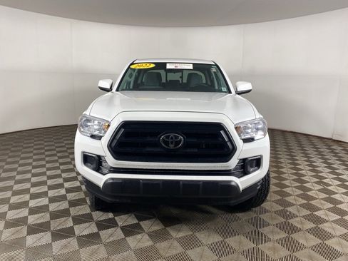 Used 2022 Toyota Tacoma SR image 10