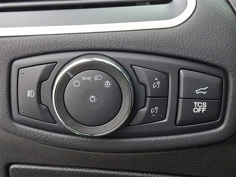 Used 2022 Ford Edge SEL w/ Convenience Package image 21