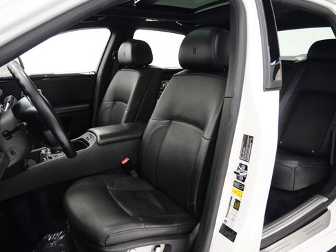 Used 2014 Rolls-Royce Ghost RWD image 24
